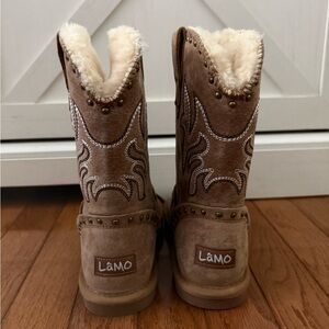 LAMO Wrangler Embroidered Studded Boots - Chestnut